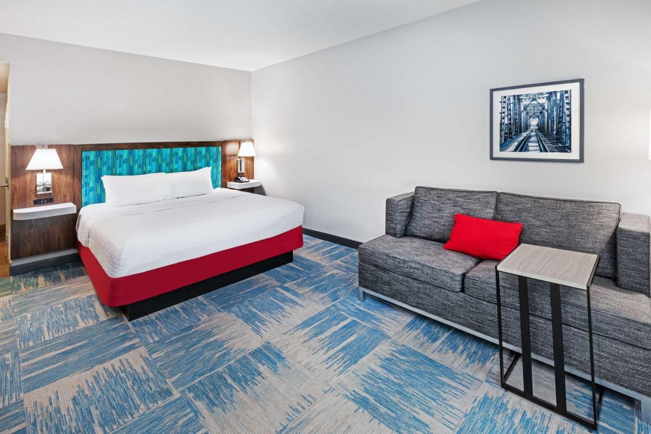 King Room with Sofa Bed - Non-Smoking