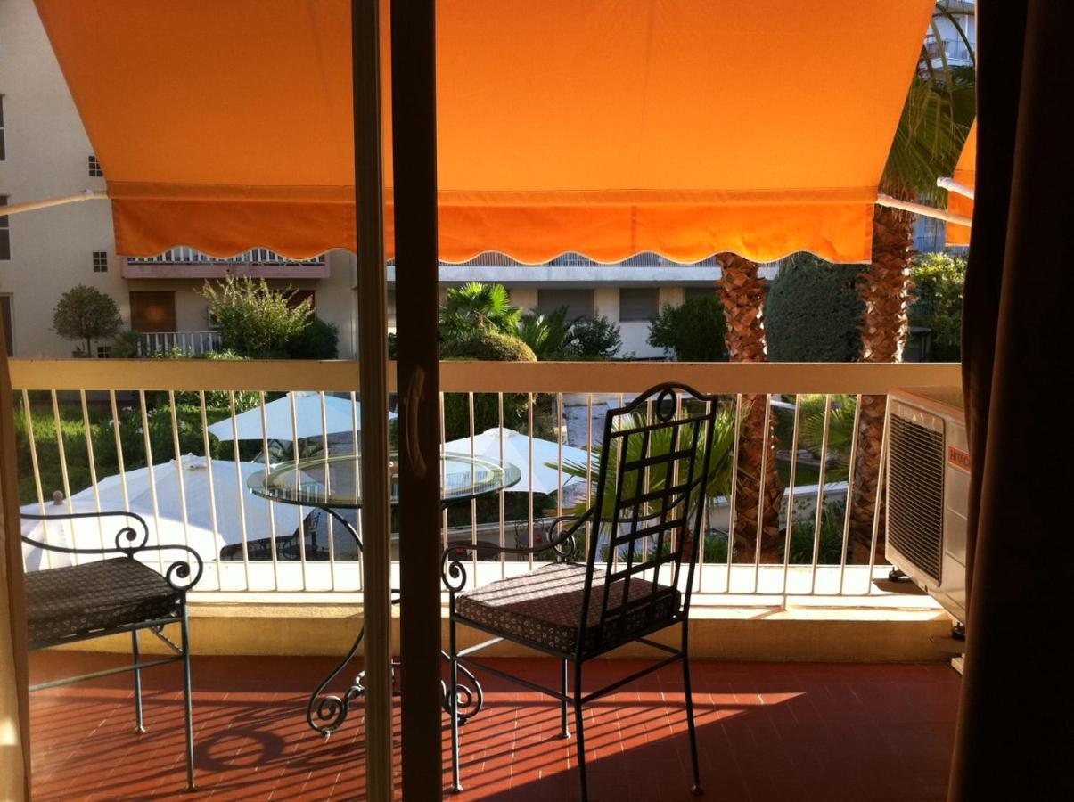 Twin Room with Balcony
