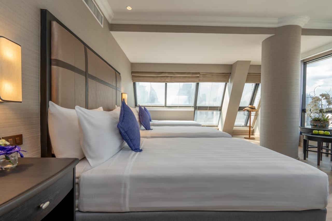 Corner Triple Room
