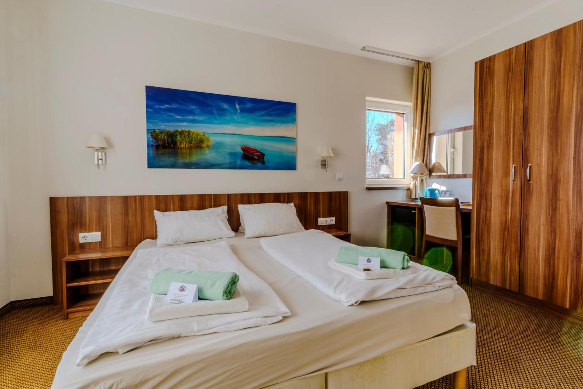 Triple Room with Balcony