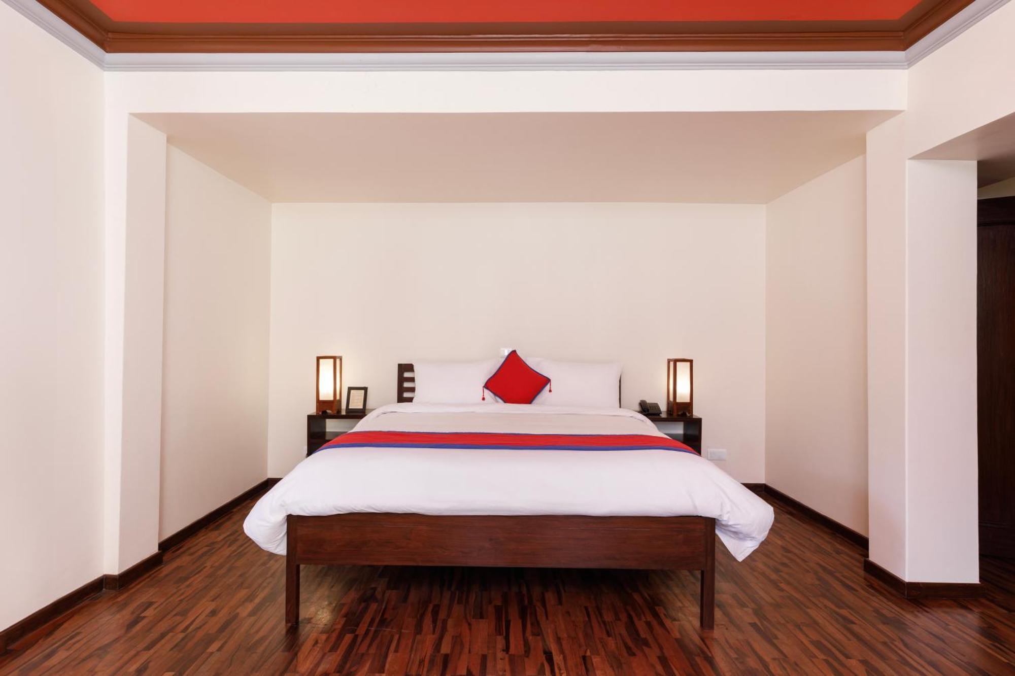 Executive King Room