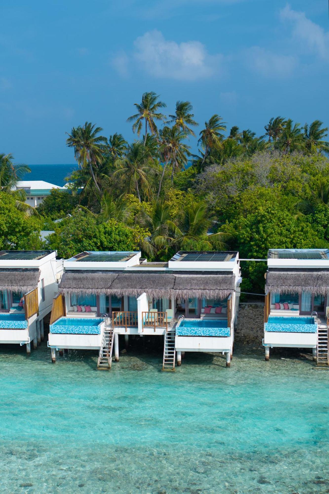 Lagoon Villa with Pool