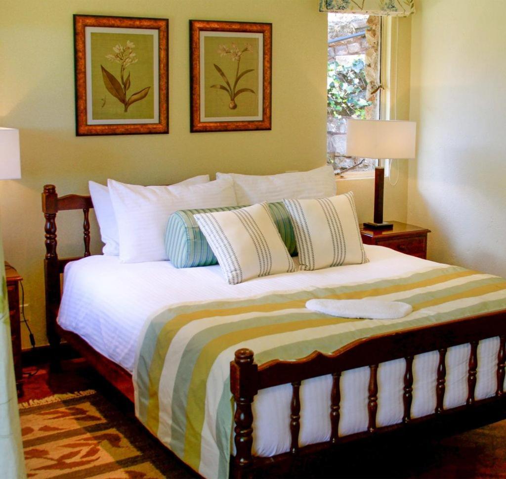 Classic Queen Room