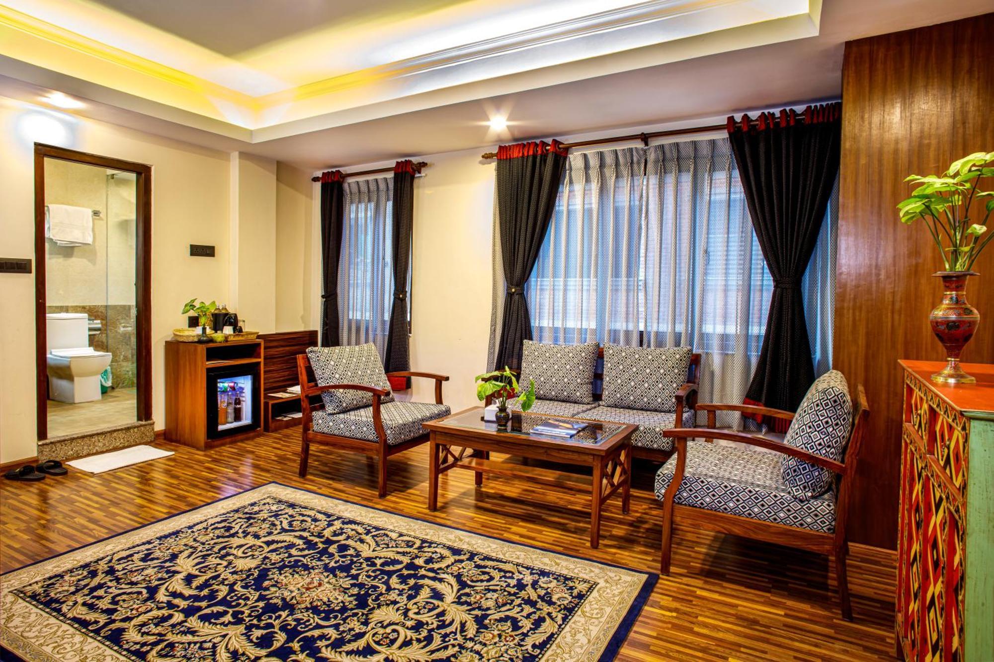 Deluxe Suite