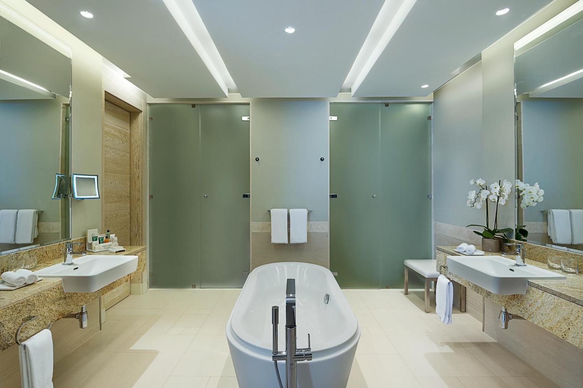 Family Suite with Sea View