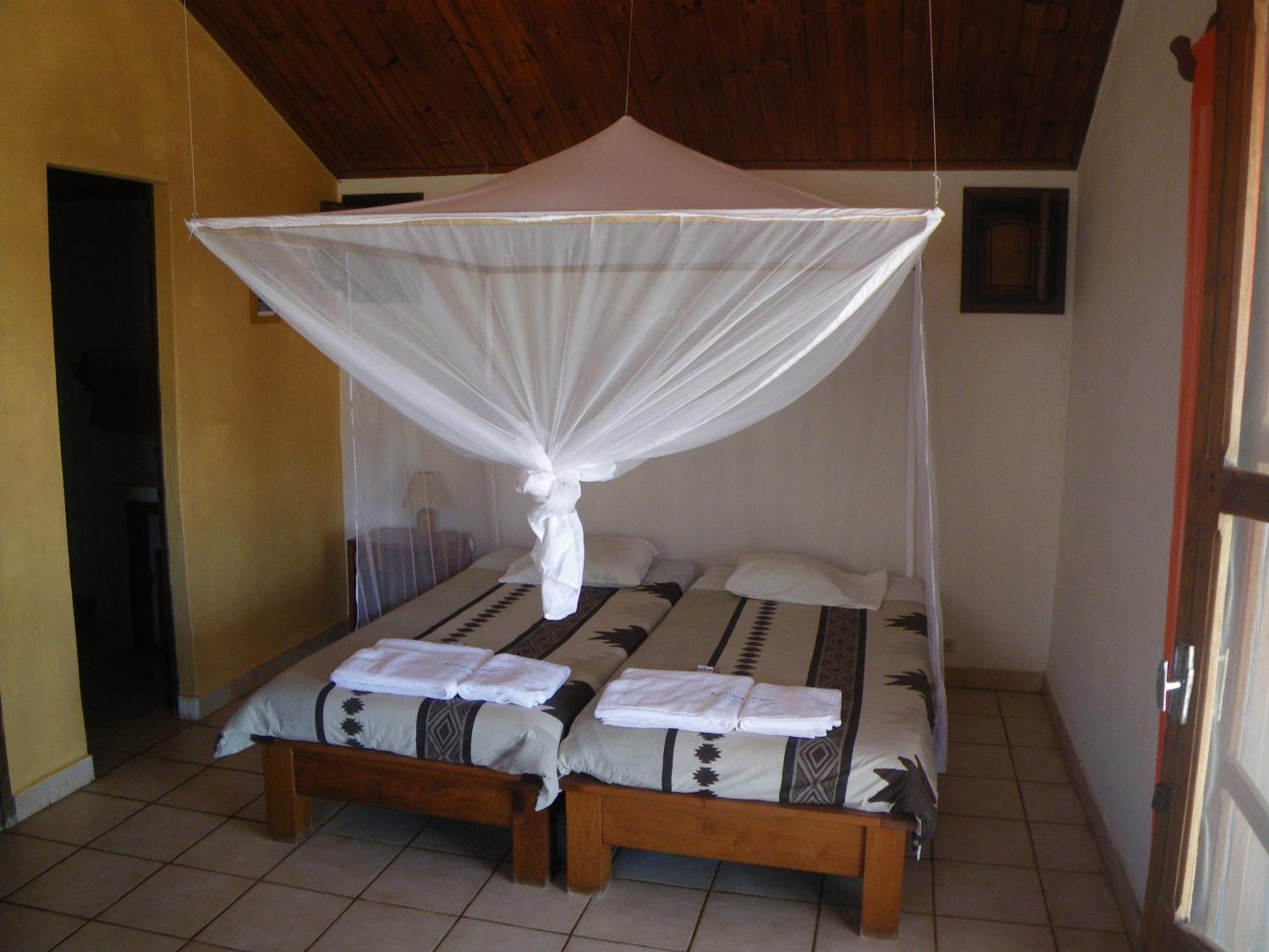 Bungalow with Sea View