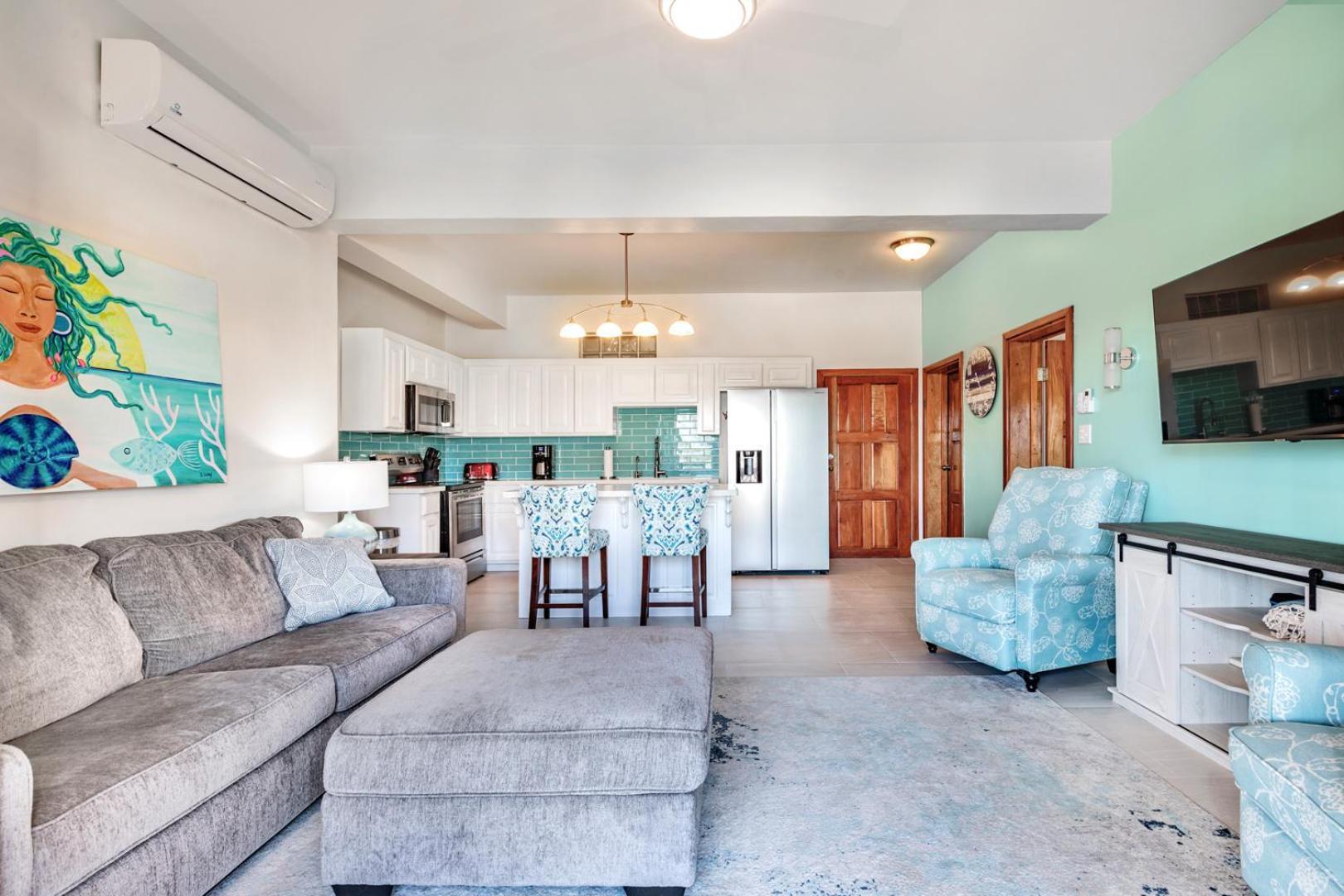 Deluxe King Suite
