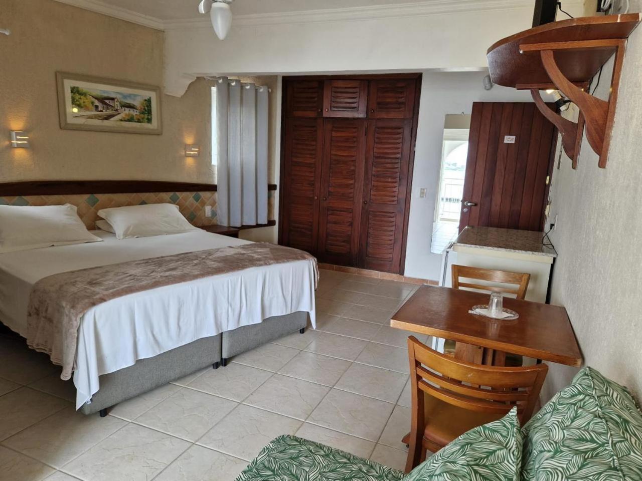 Deluxe Double or Twin Room with Spa Bath