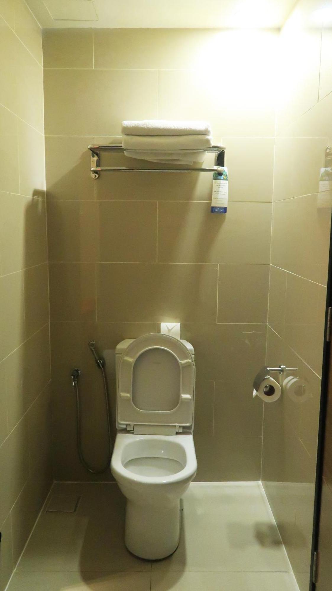 Superior Twin Room with Sky View + attractions in i-City (WaterWorld & SkyCity)