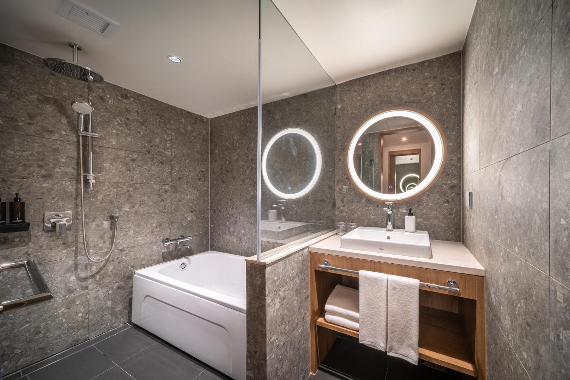 Adjoining Room