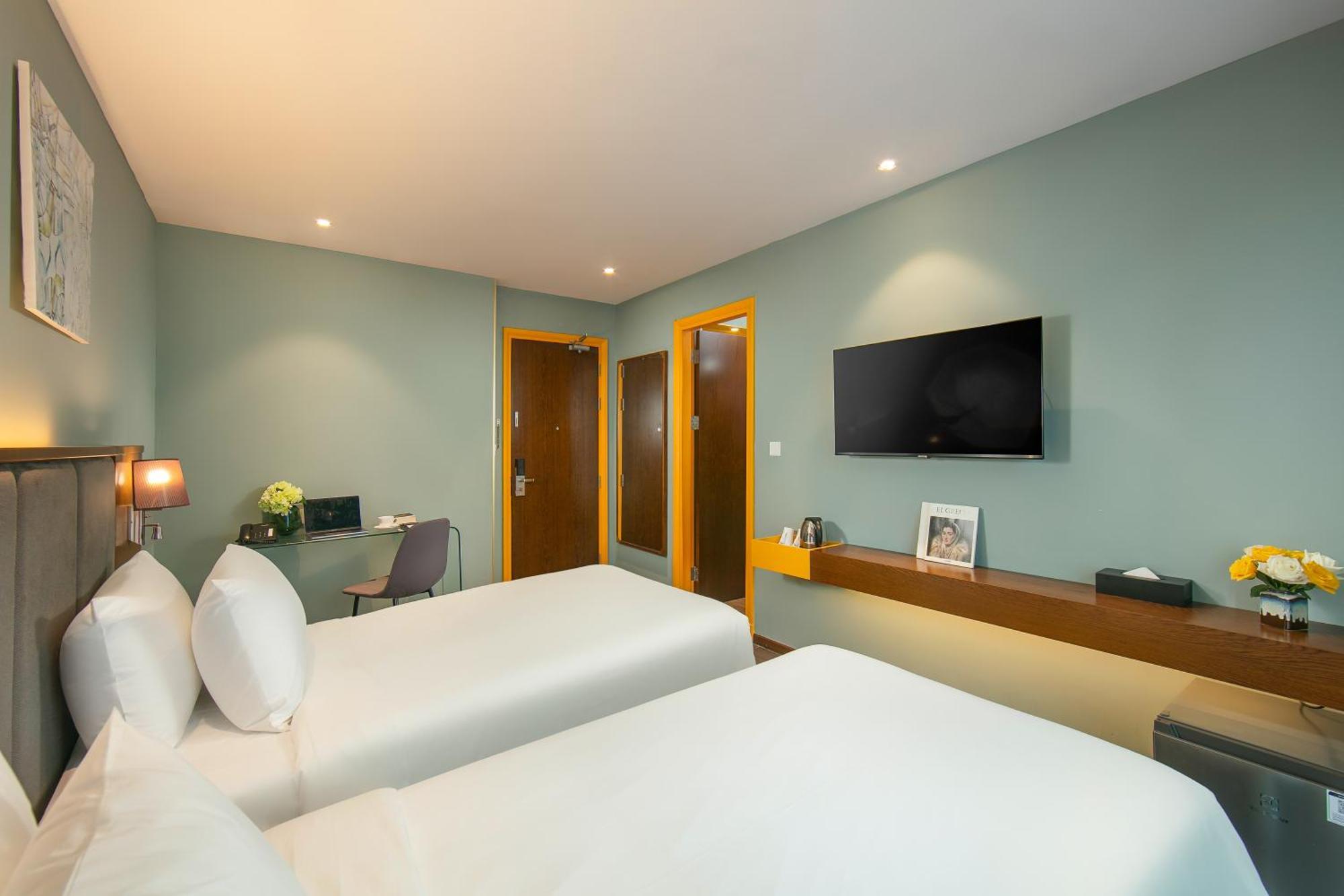 Superior Twin Room