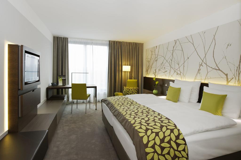 Deluxe Double Room with City View