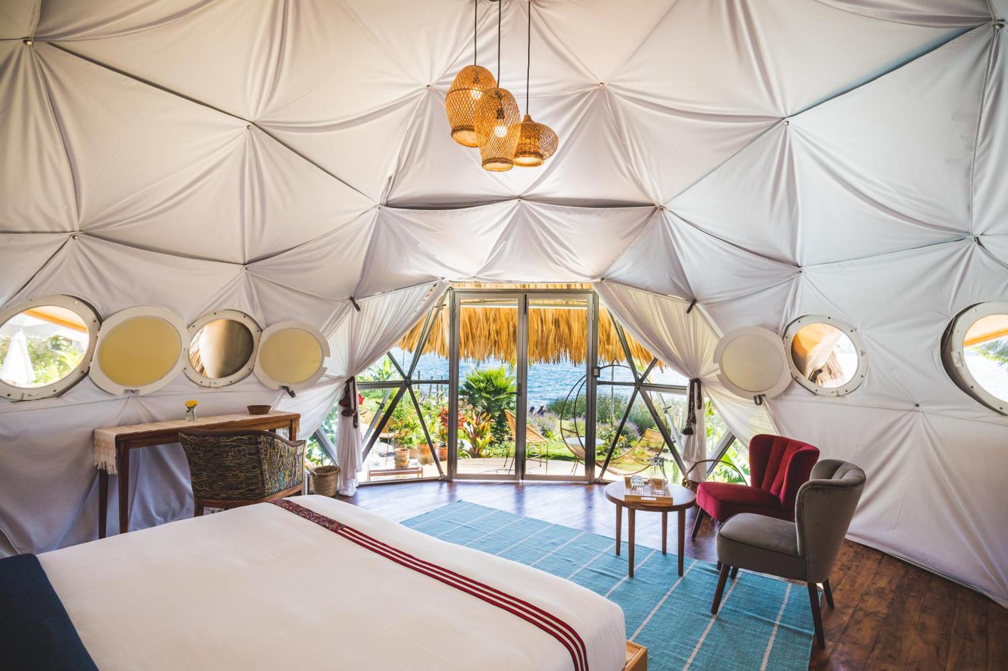 King Room with Lake View
