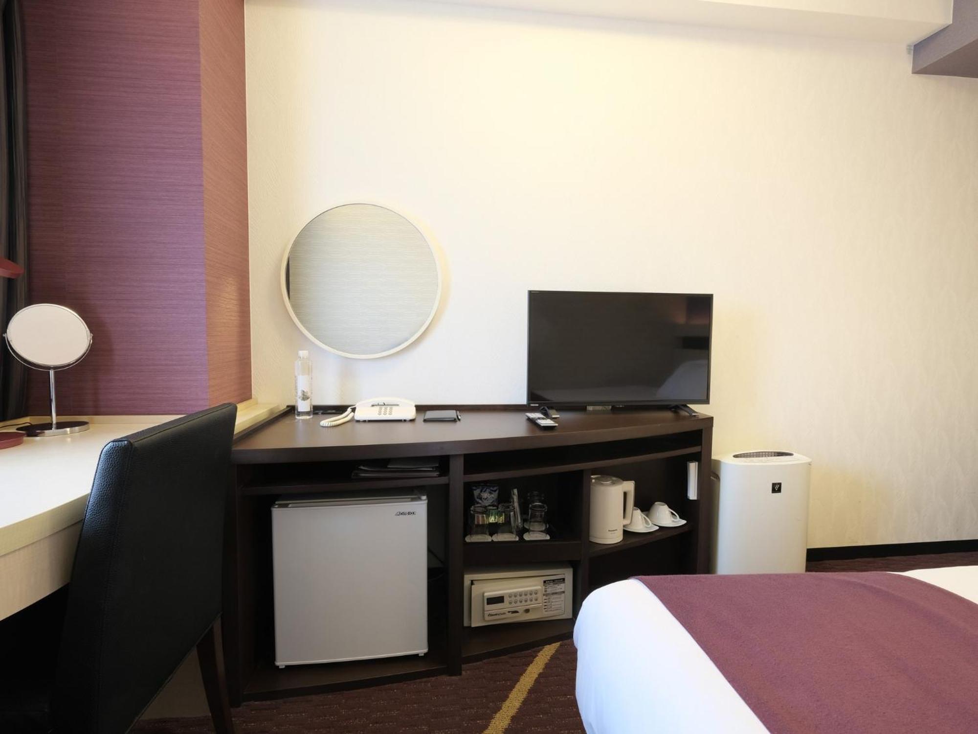 Executive Double Room with Small Double Bed - Smoking