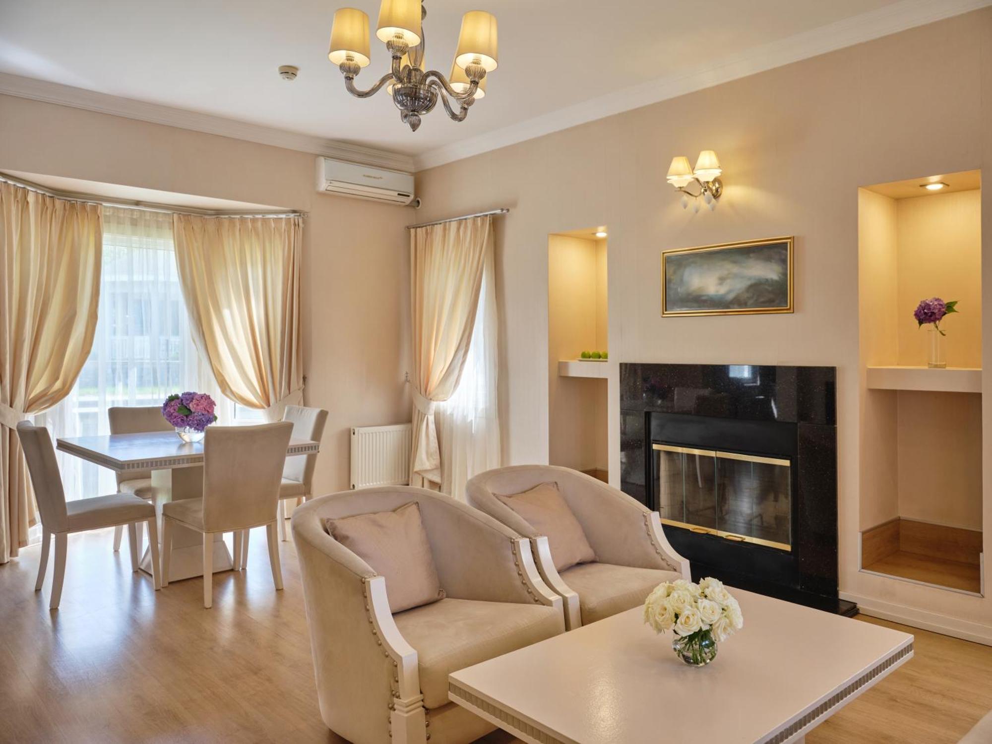 One-Bedroom Villa