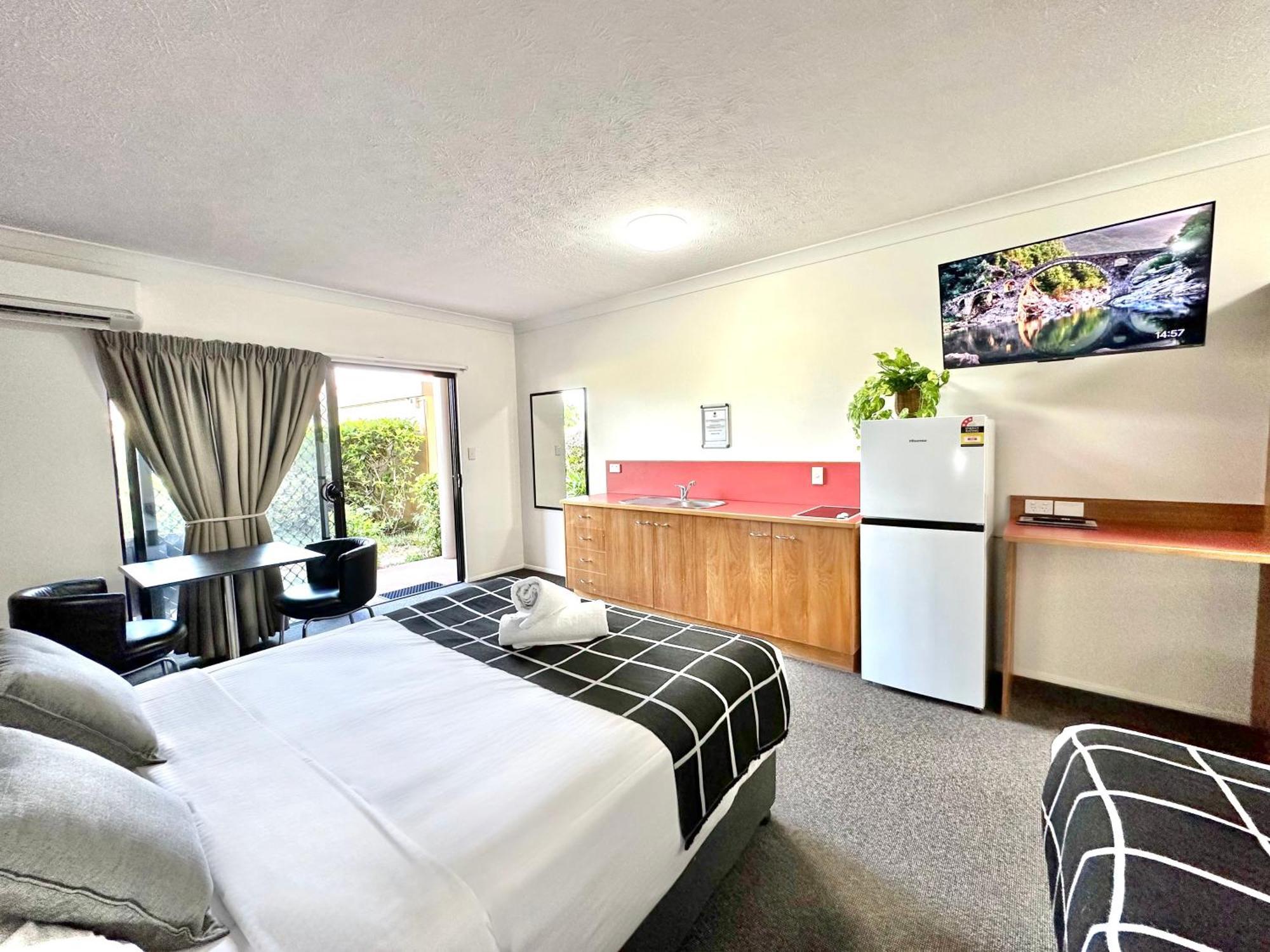 Large Twin Room