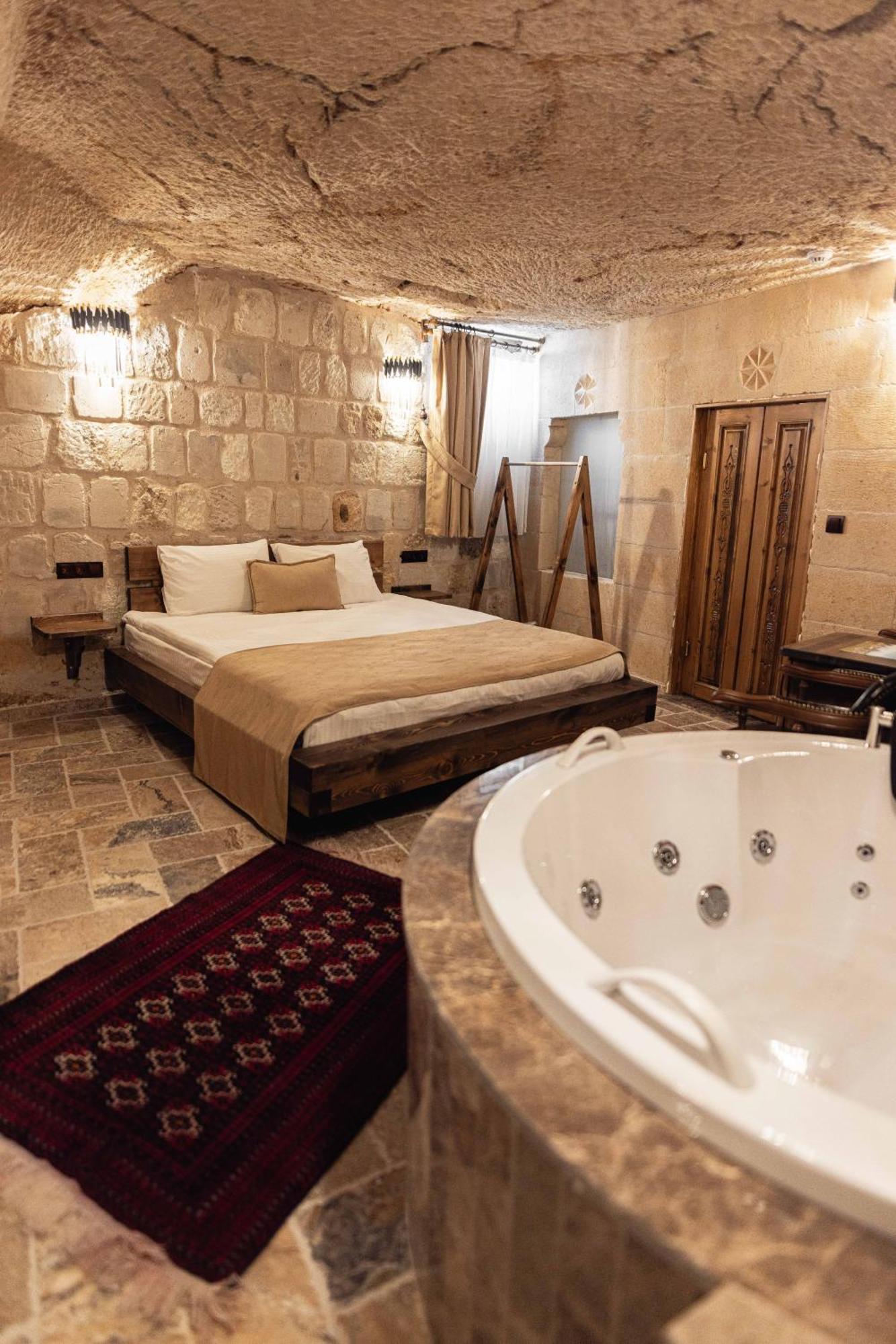 Deluxe Family Suite