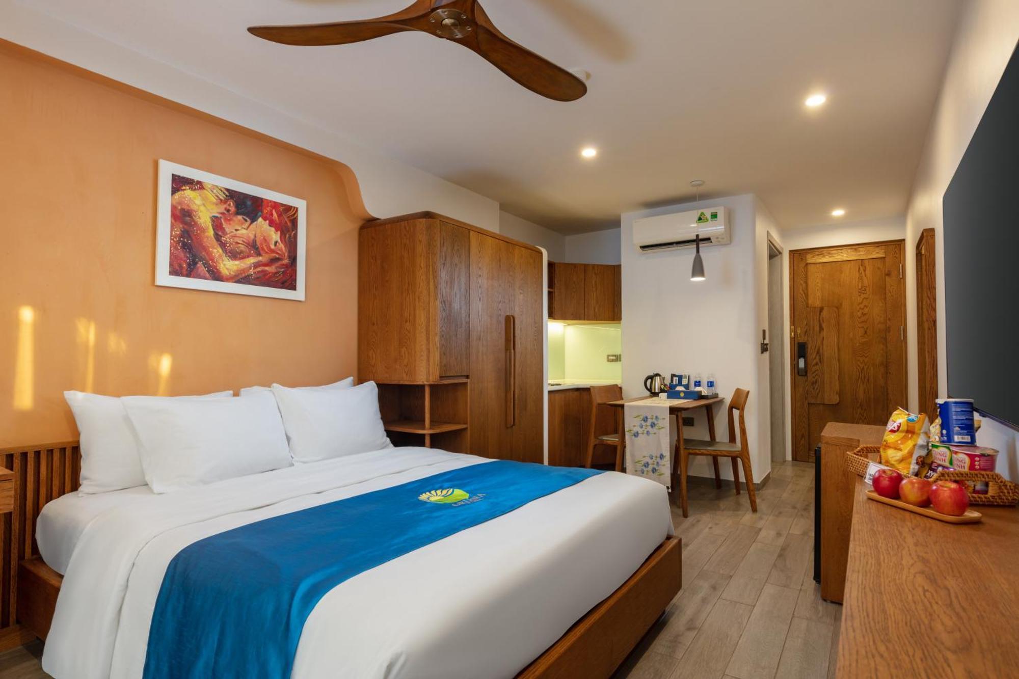 Standard King Room