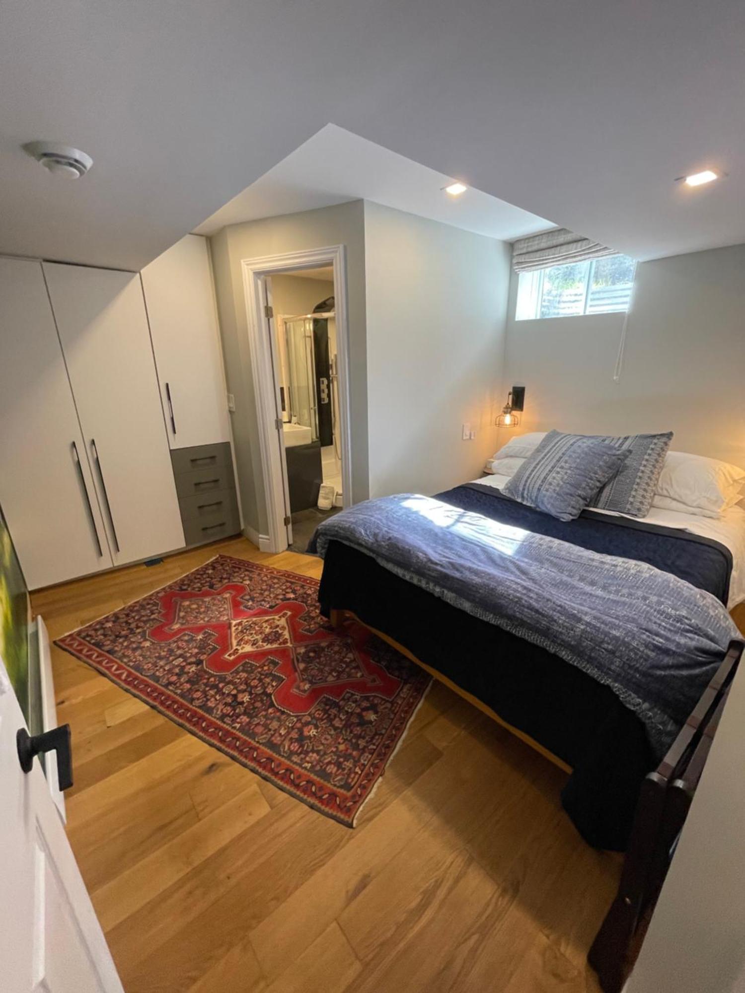 Deluxe Double Room with Shower