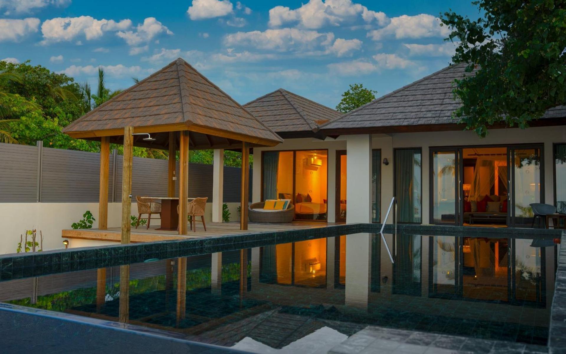 Two-Bedroom Sunset Family Beach Villa With Pool