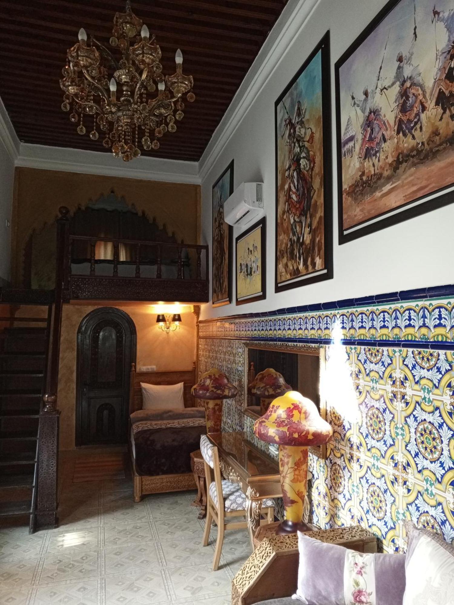Superior King Room