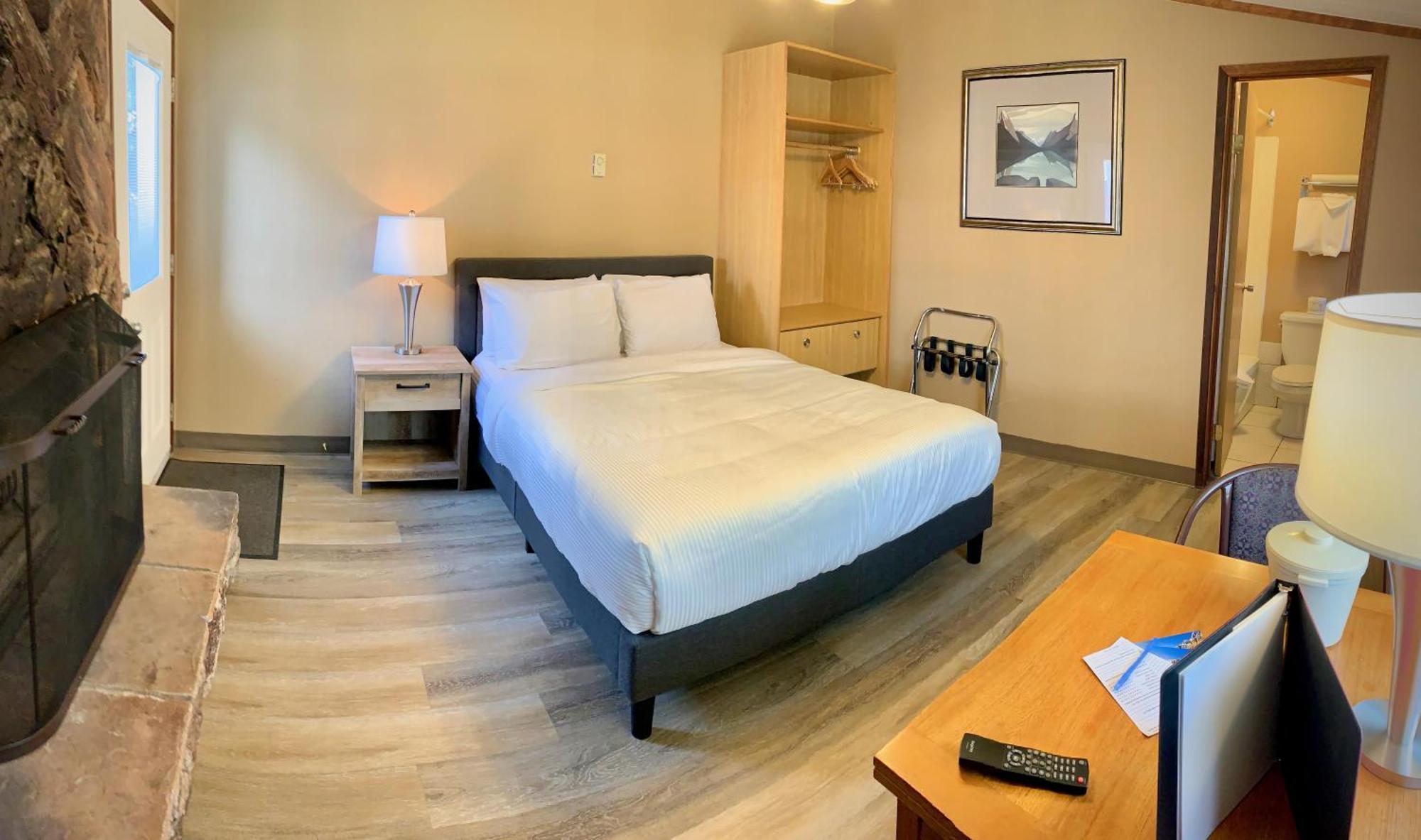 Queen Room
