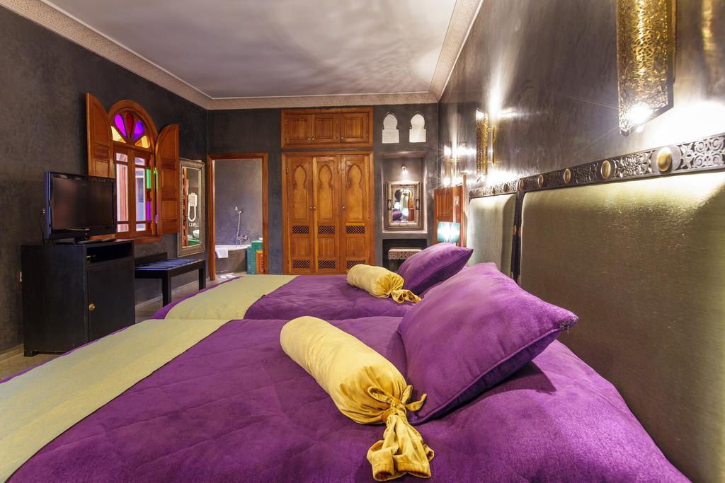 Ambassador Twin Suite