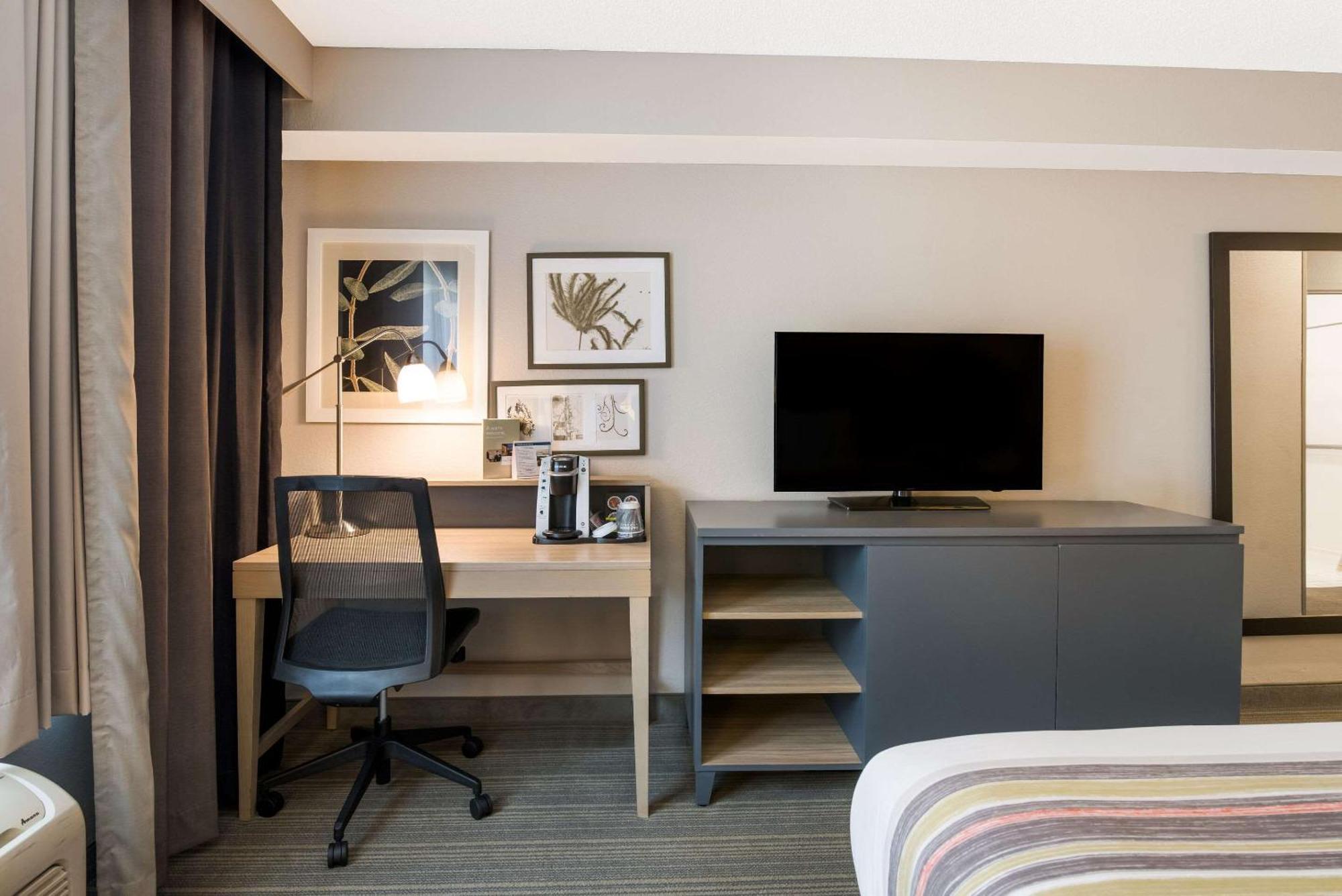 King Room - Disability Access/Non-Smoking