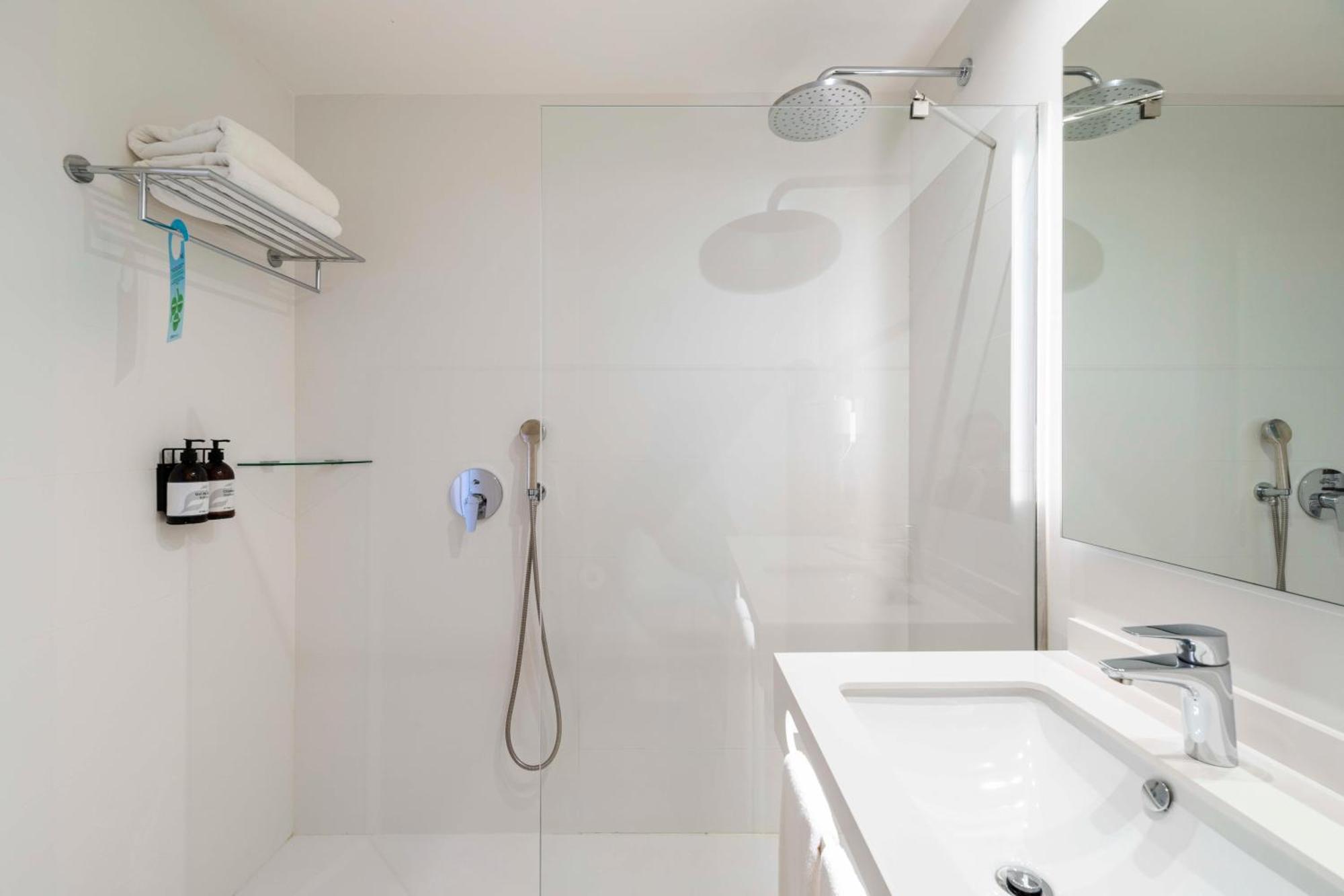 Superior Double Room (1 Adult)