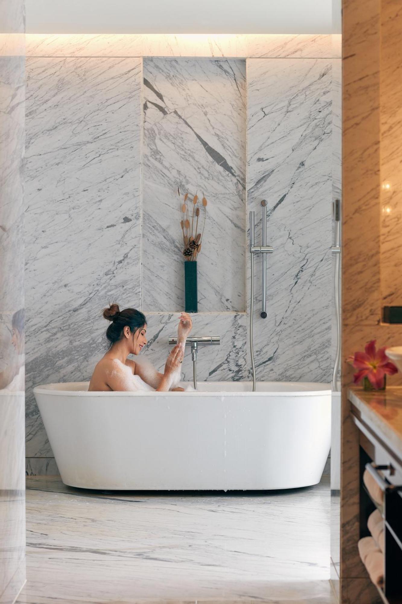 Regency Suite with Club Access : Complimentary One Way Airport Transfer , 15% Off on Food & Beverages Services