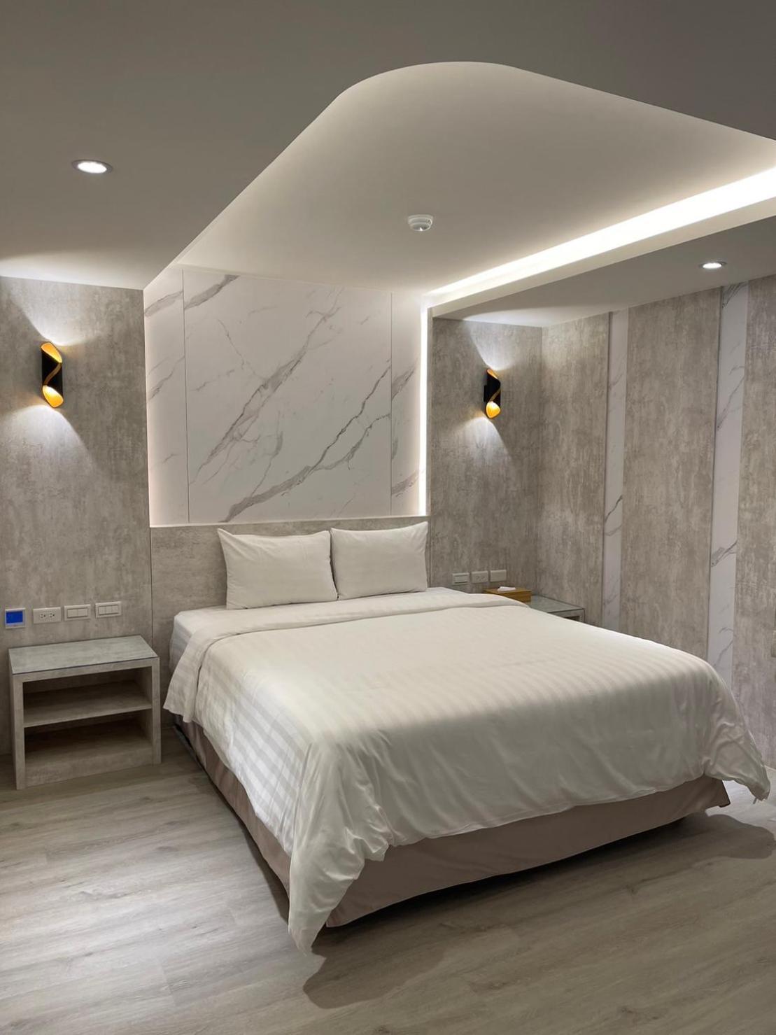 New Standard Queen Room With Window