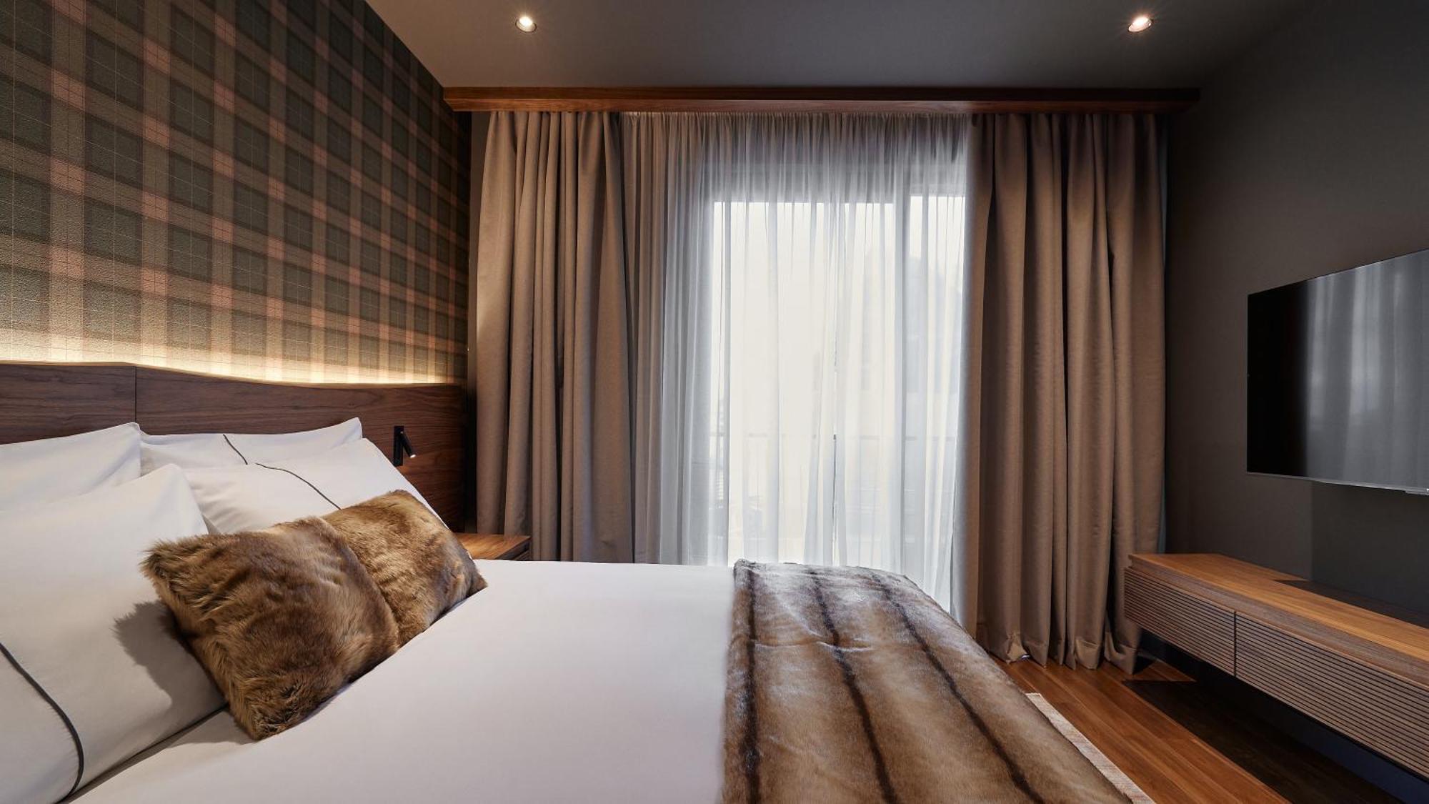 Luxury Junior Suite