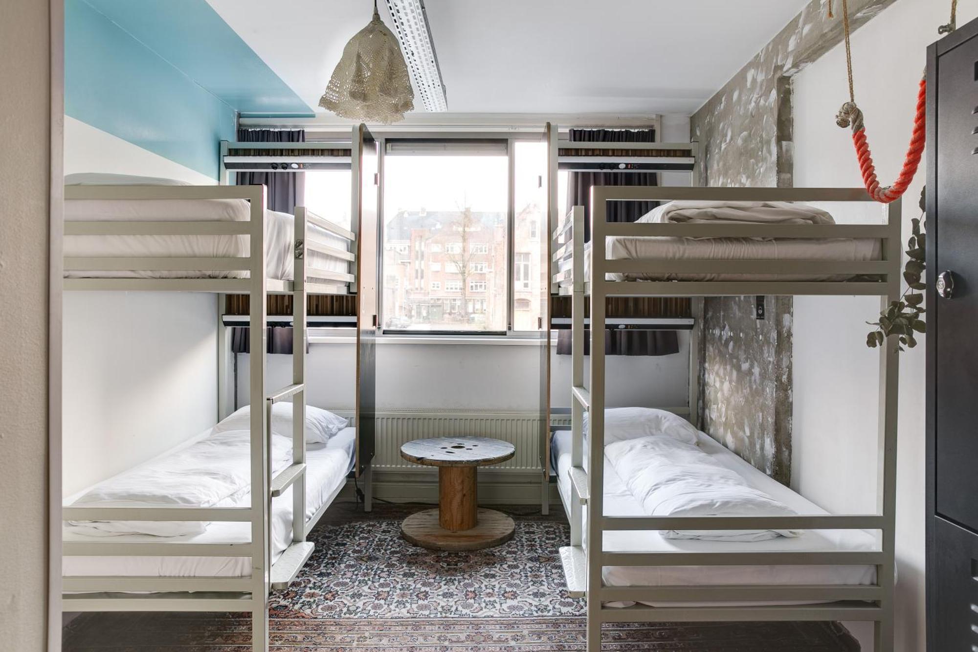 Bed in 4-Bed Mixed Dormitory Room