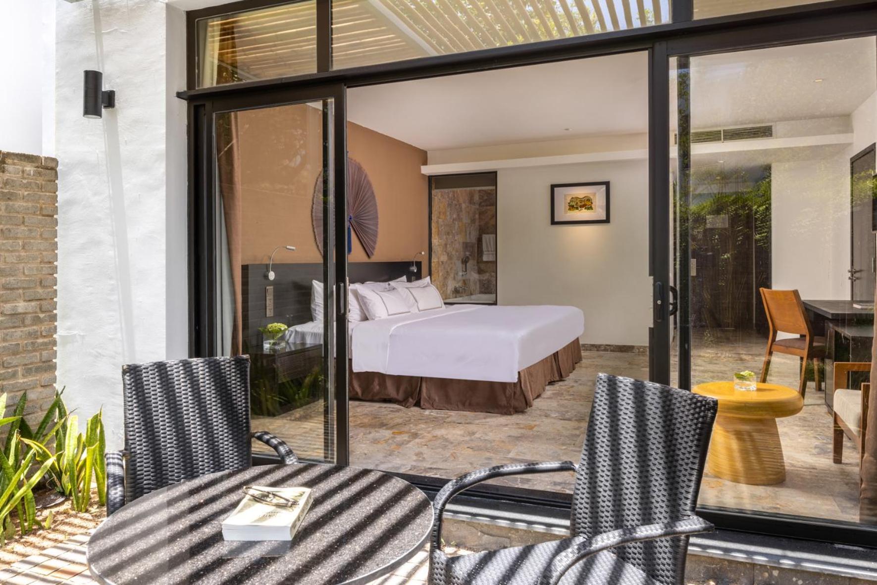 Special Offer - The Level Two Bedrooms with Terrace and Lounge benefits
