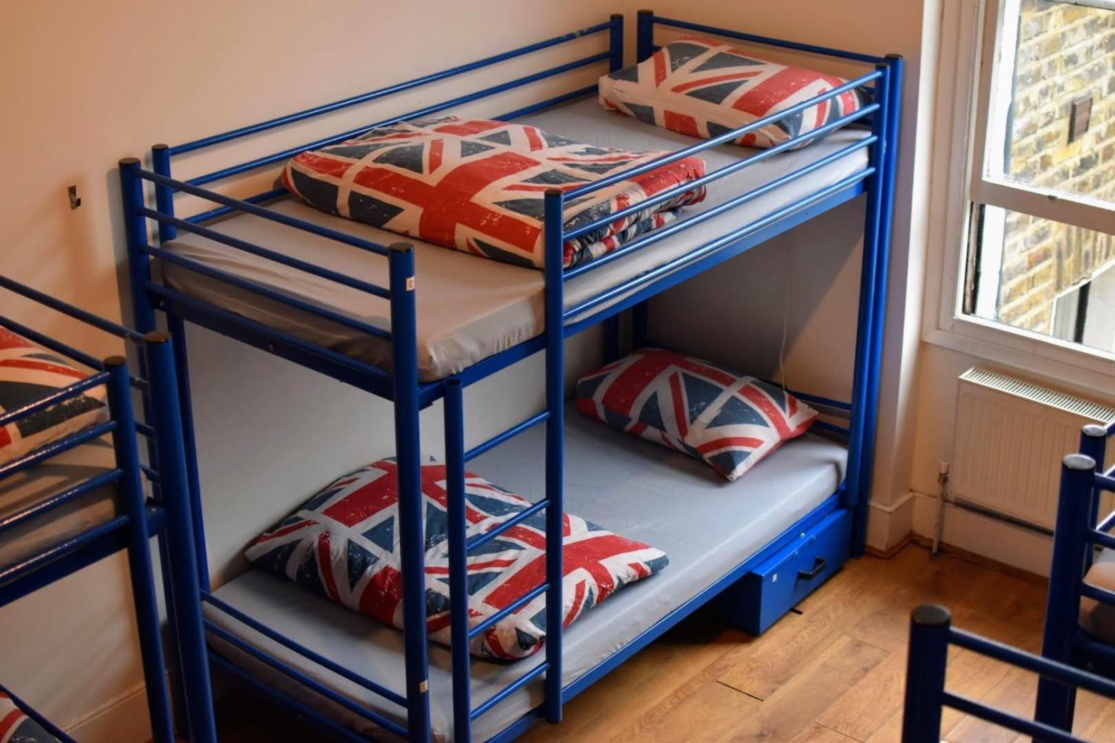 Bed in 8-Bed Mixed Dormitory Room