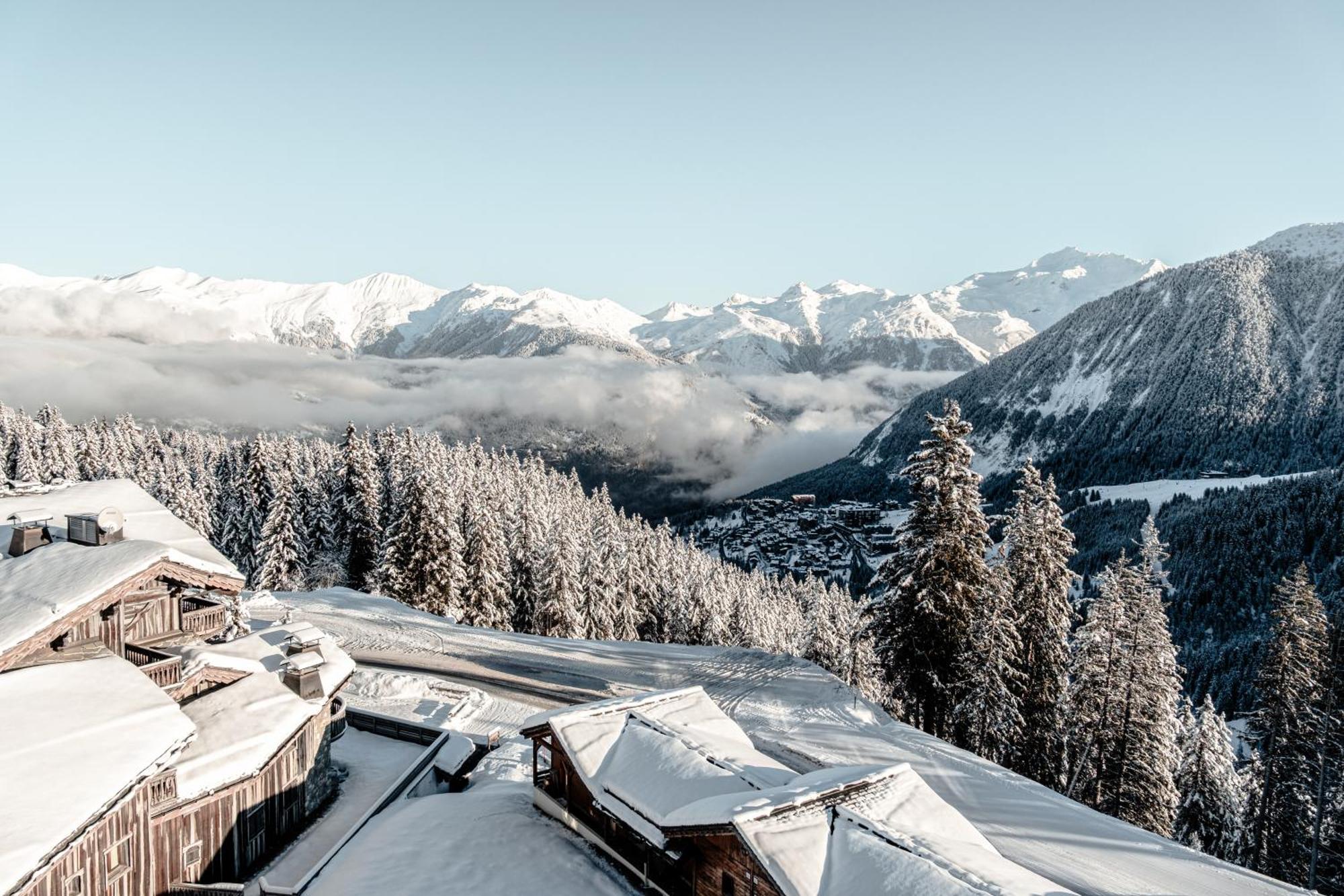 Suite with Mountain View