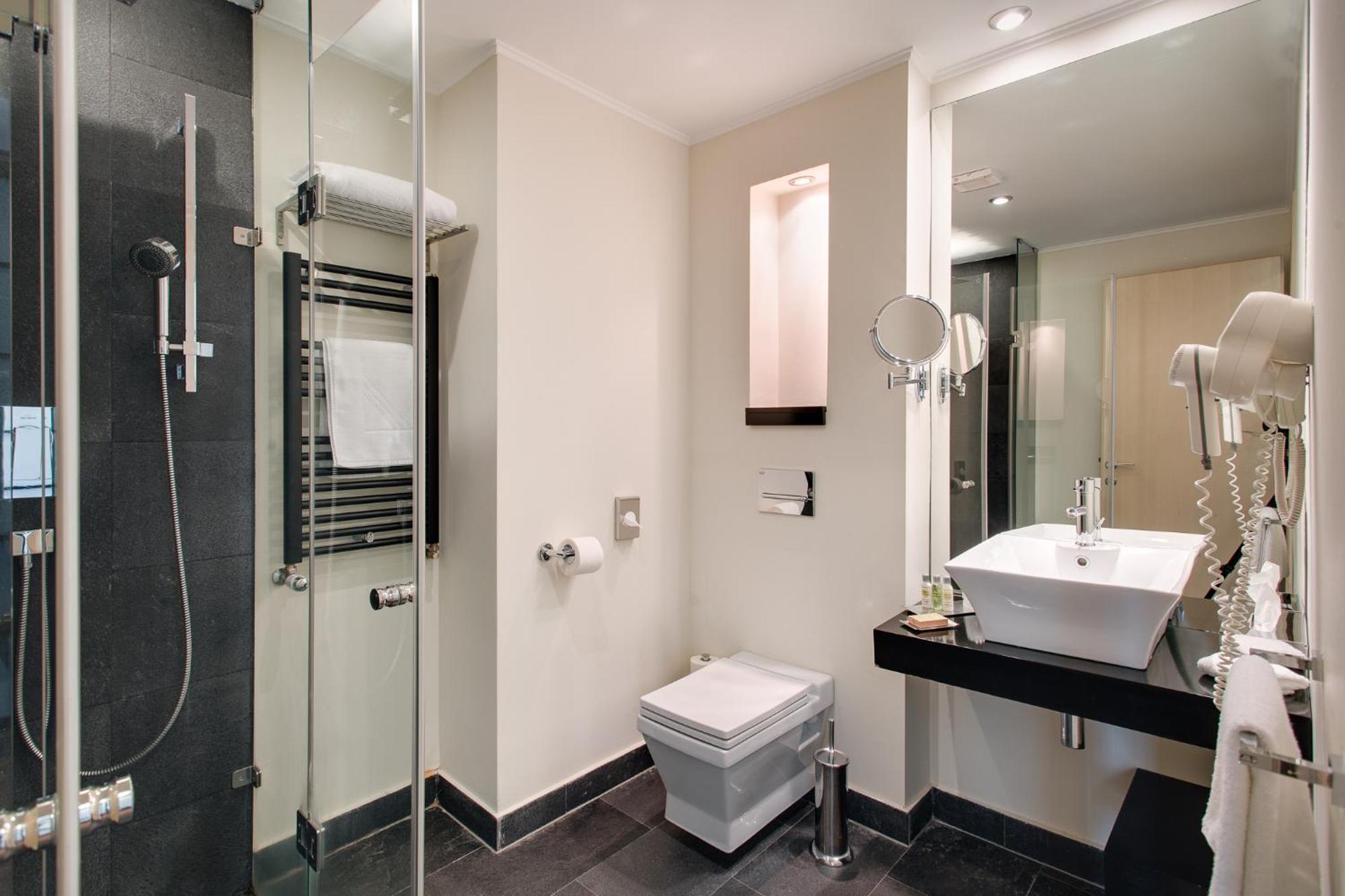 King Guest Room