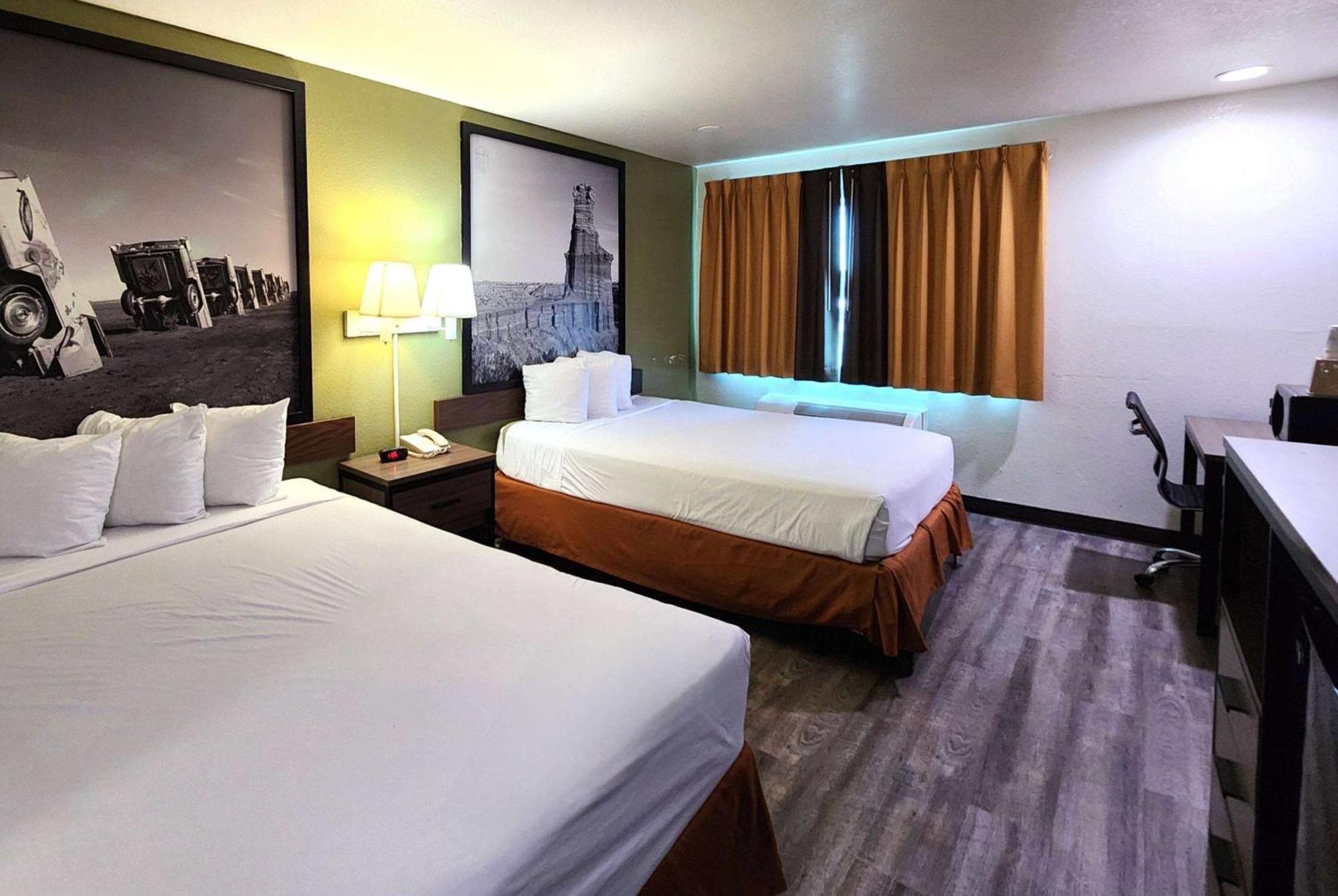 Queen Room with Two Queen Beds and Bath Tub - Mobility/Hearing Accessible - Non-Smoking