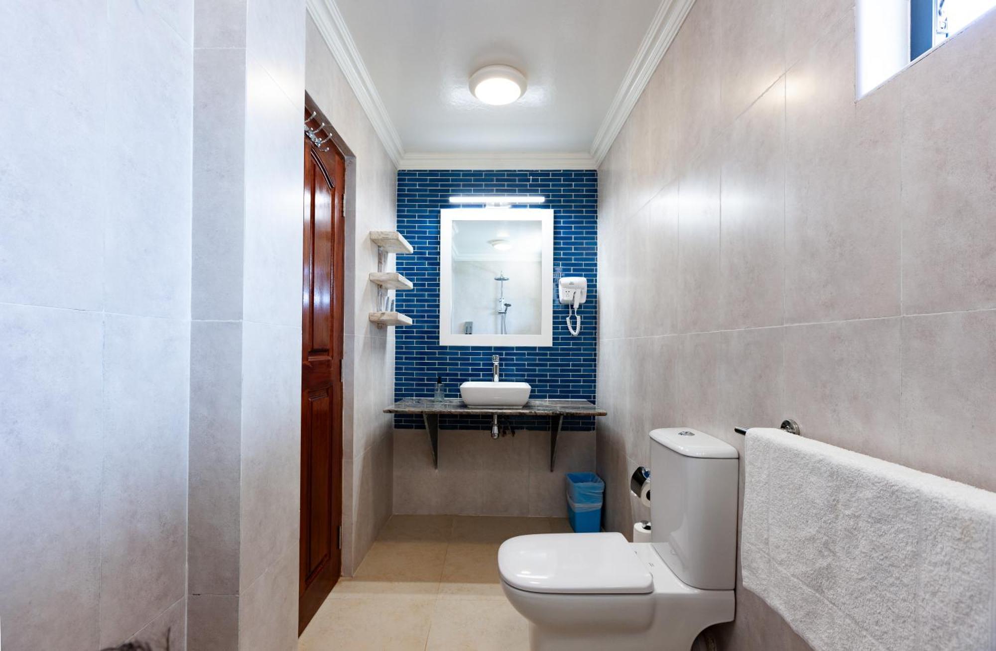 Deluxe Double Room with Balcony and Sea View