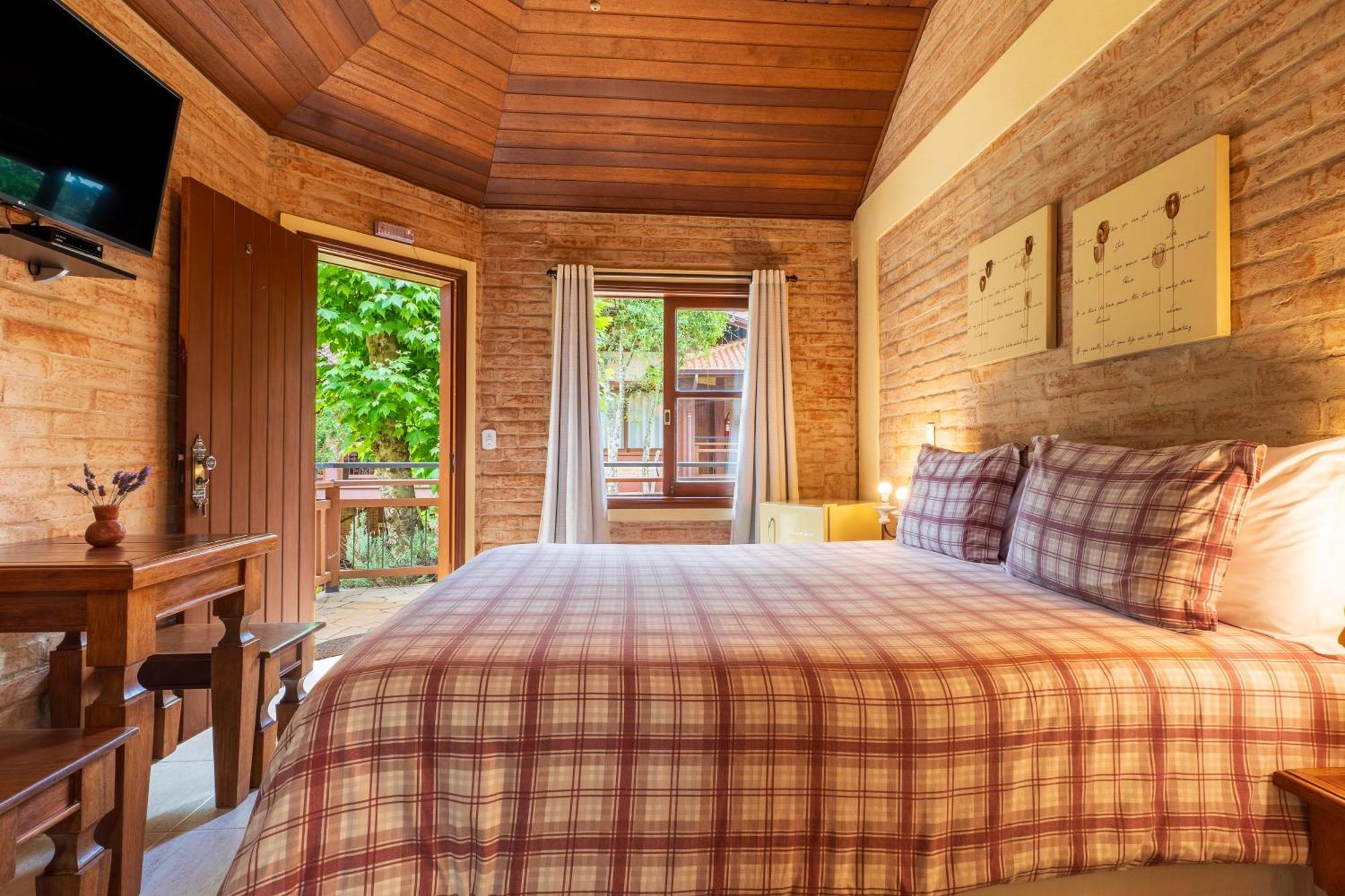 Deluxe Room - Ground Floor