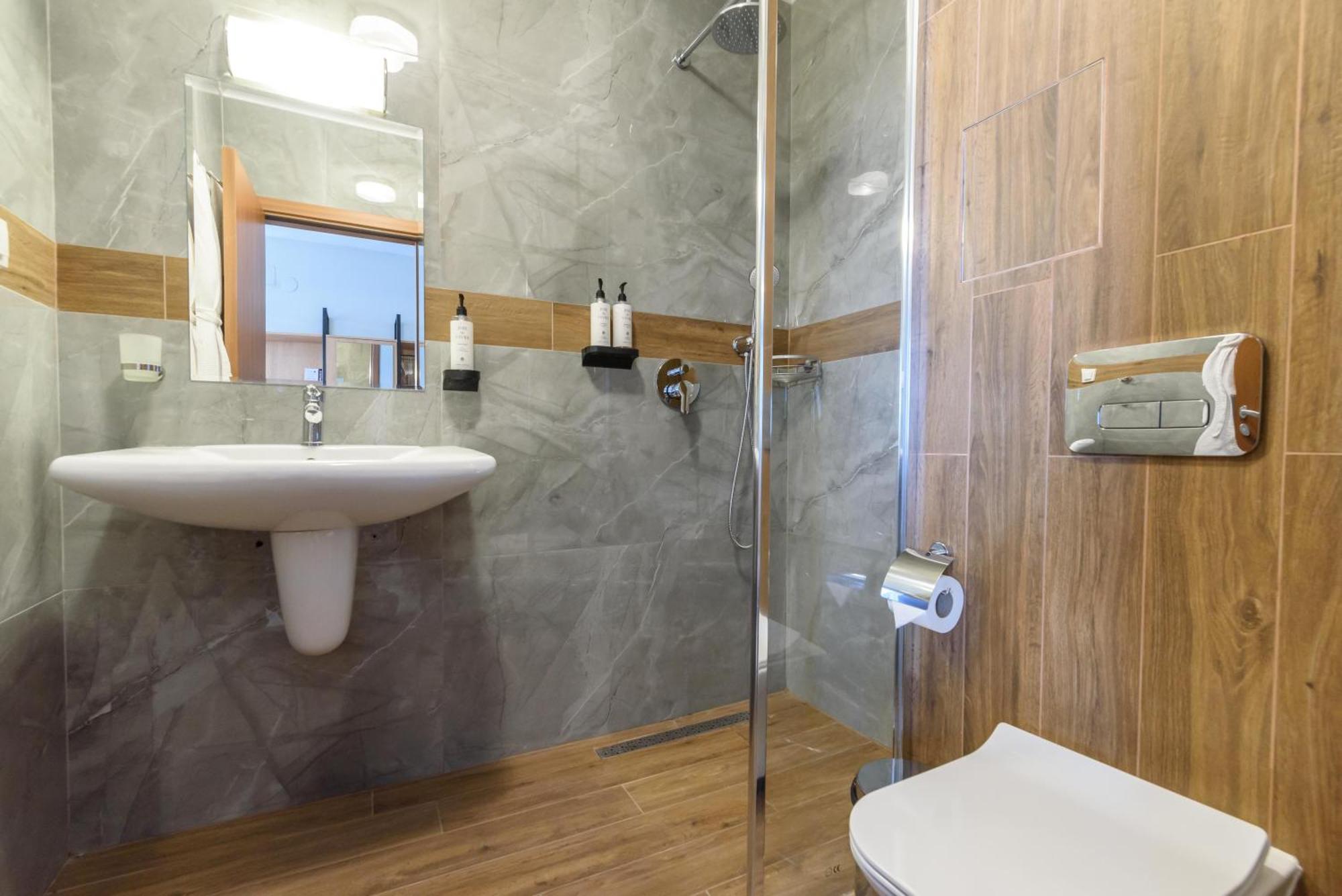 Double or Twin - Ground Floor