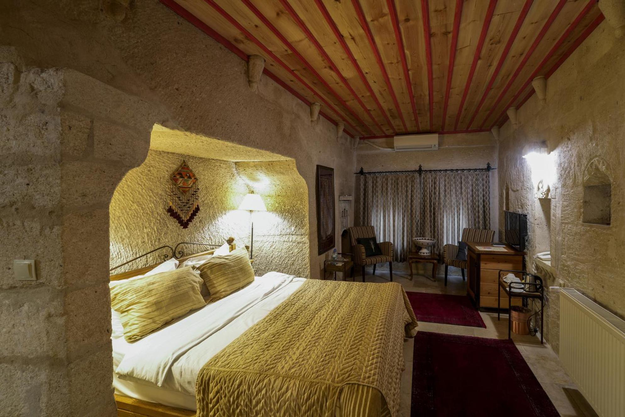 Deluxe Junior Suite