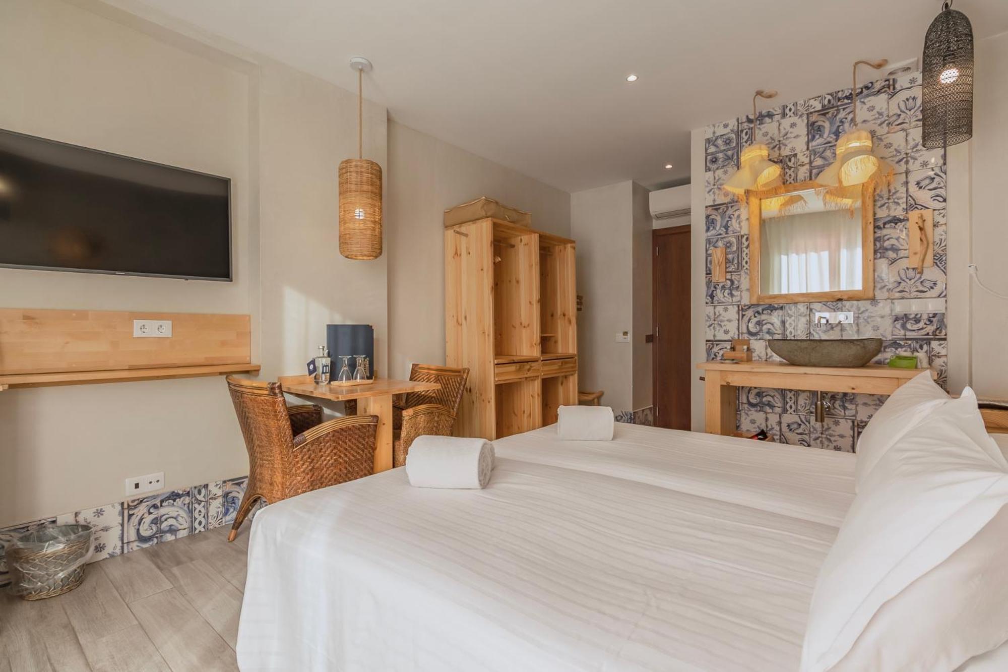 Standard Double or Twin Room - Guest house