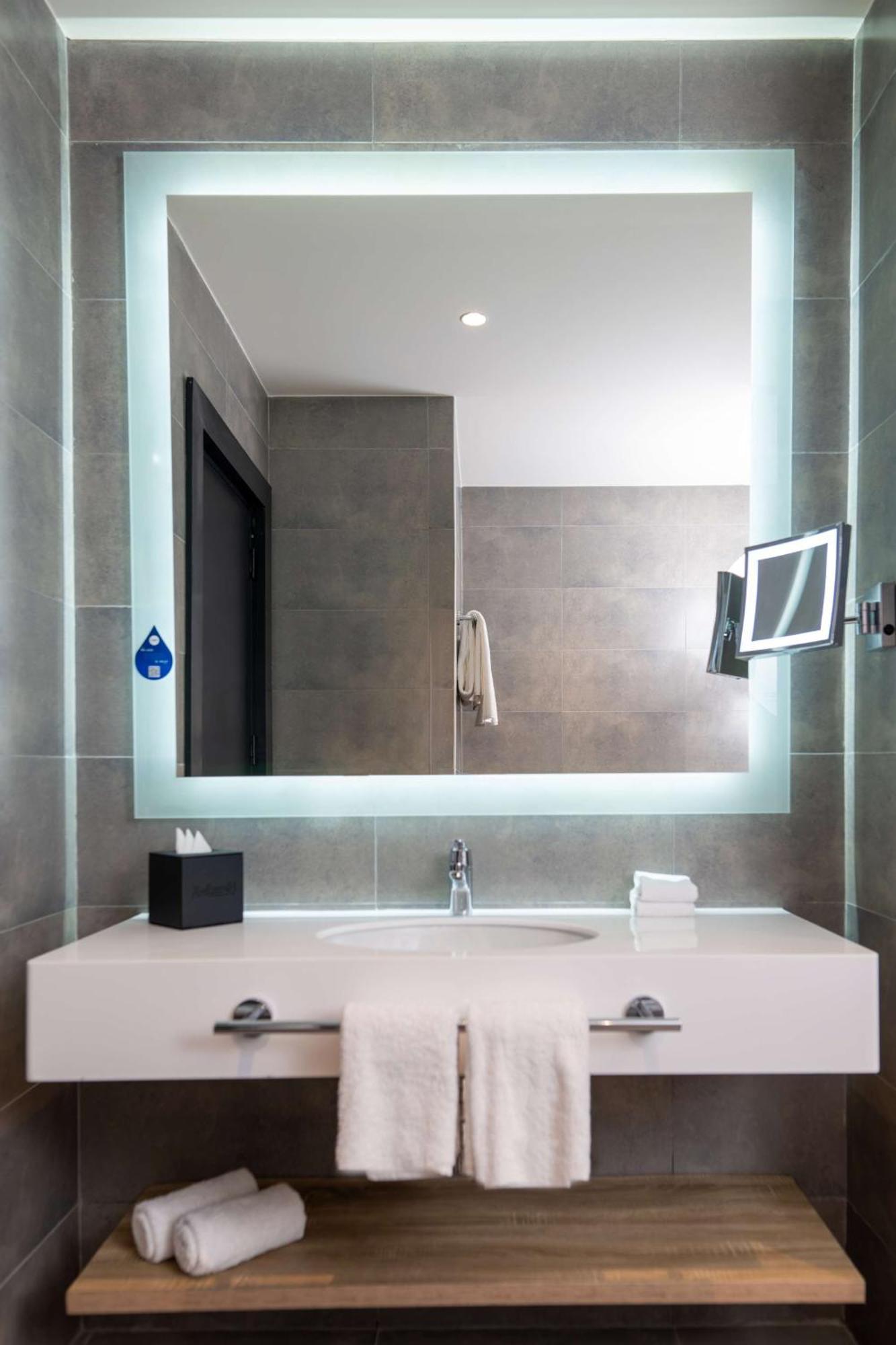 Two-Bedroom Presidential Suite - Smoking