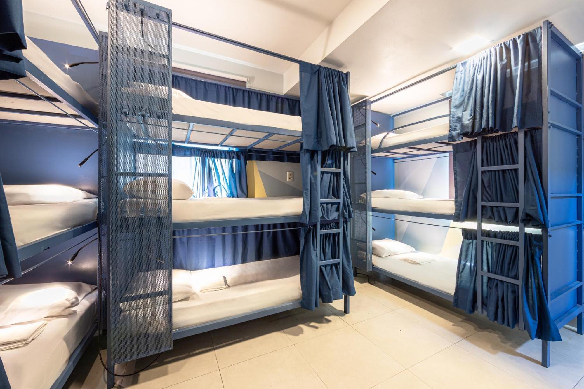 Bed in 9-Bed Mixed Dormitory Room