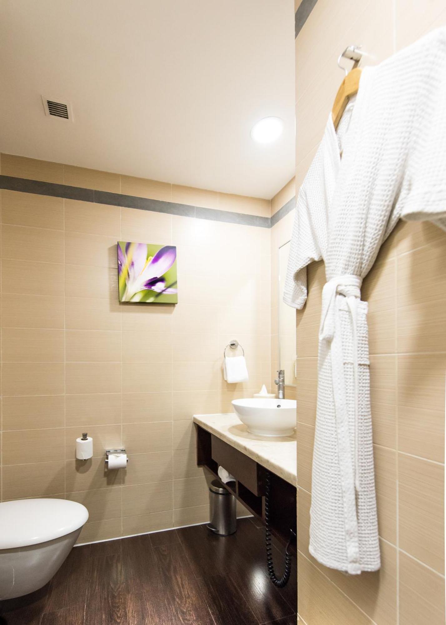 King Guest Room