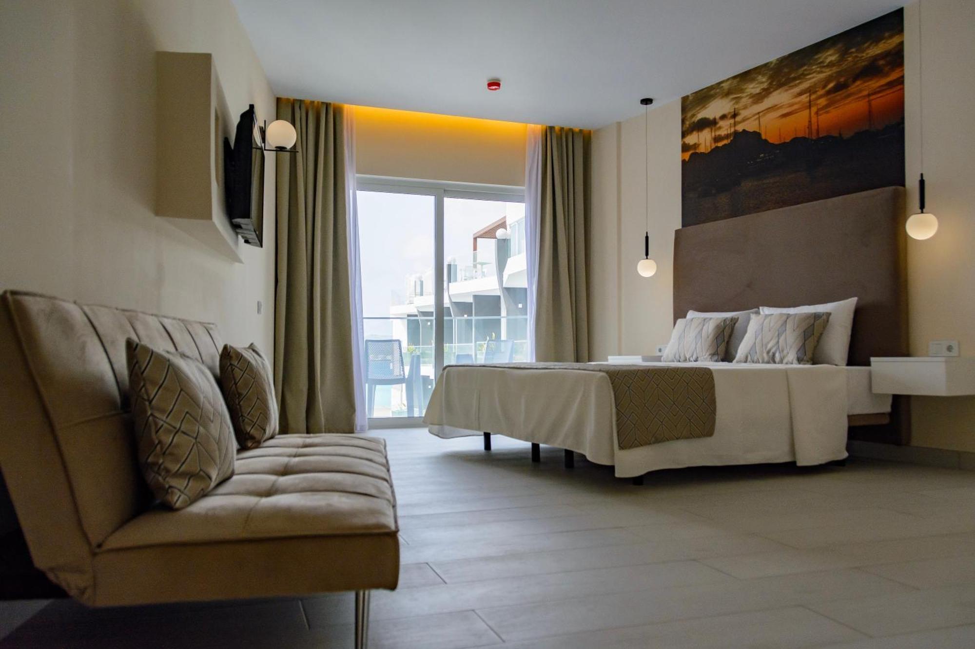 Suite with Sea View
