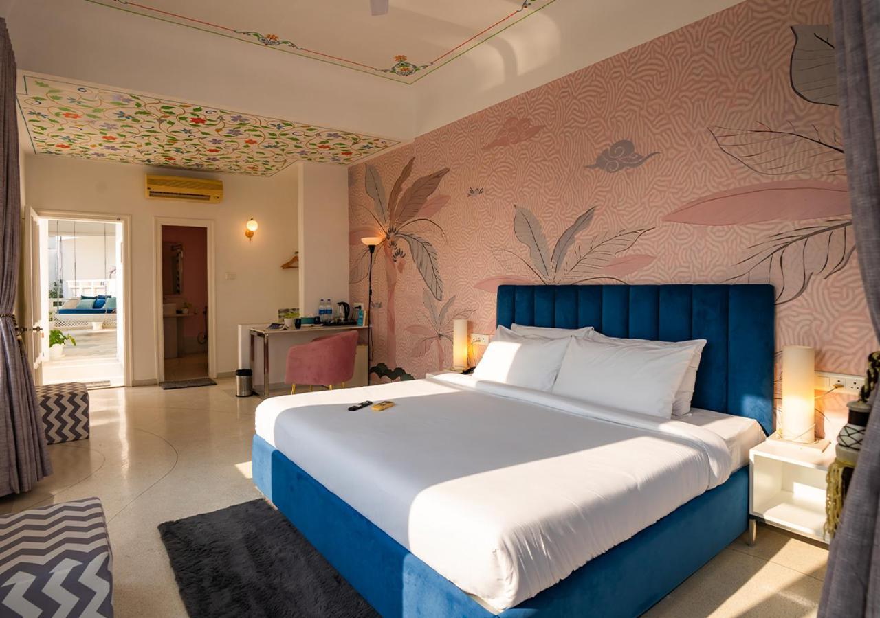 King Room with Balcony