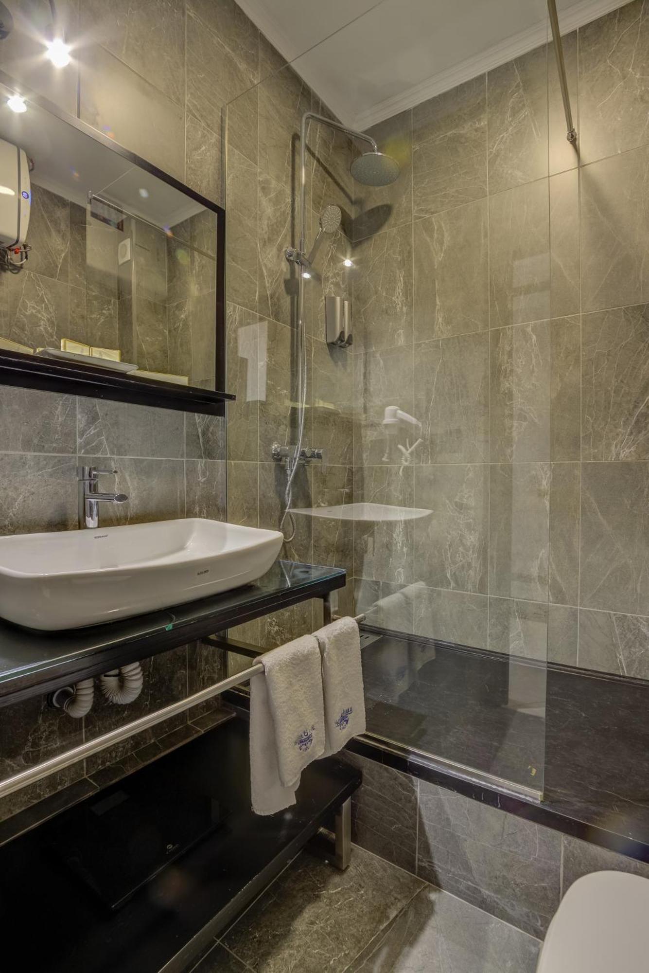 Deluxe Single Room with Balcony