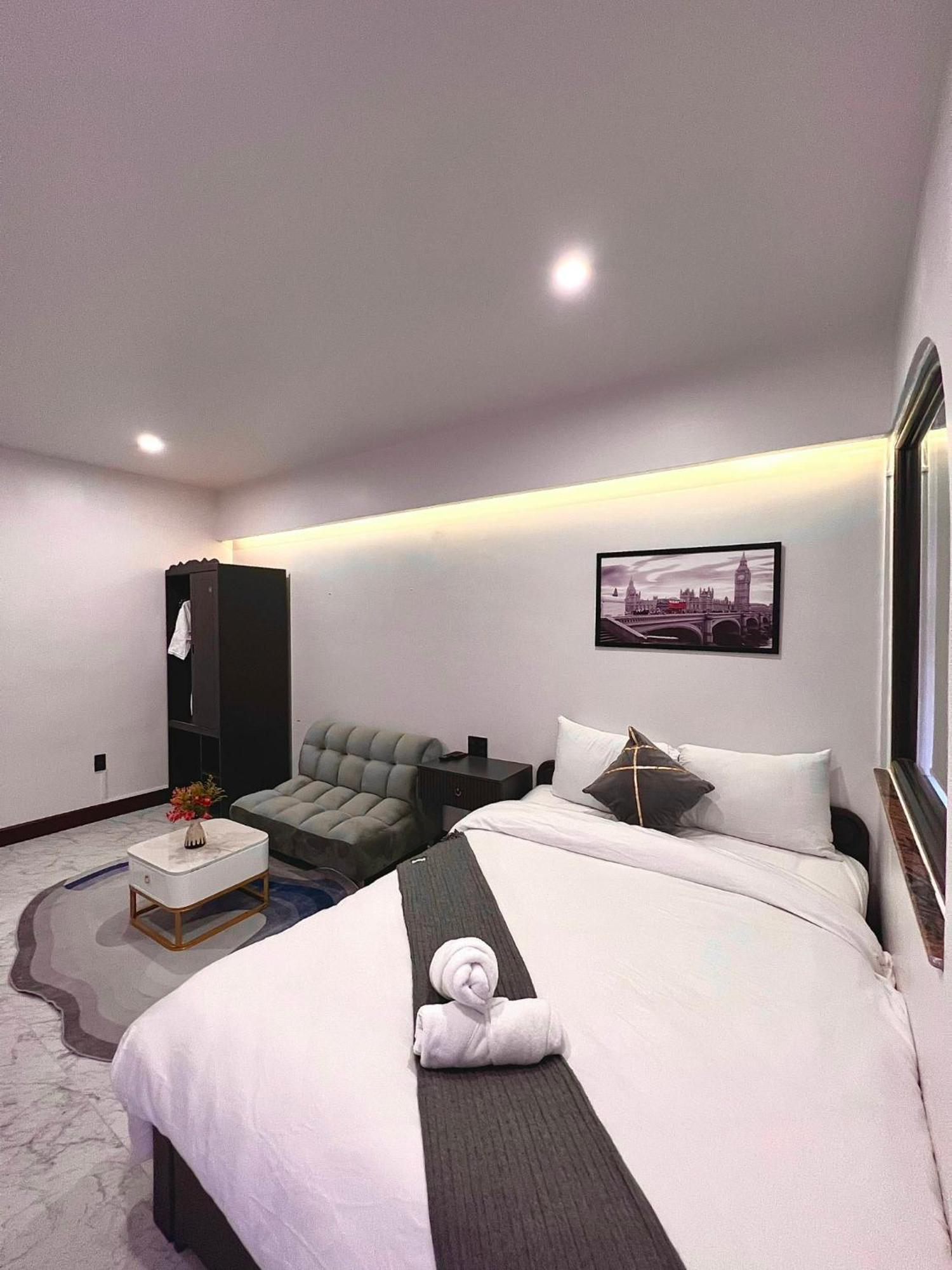 King Room with Garden View